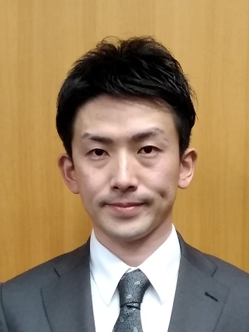 写真：山本　ヒロト